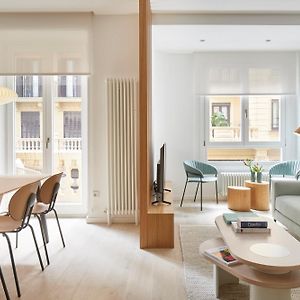 Appartement à 3 Chambres à Coucher