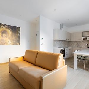 Appartement à 2 Chambres à Coucher