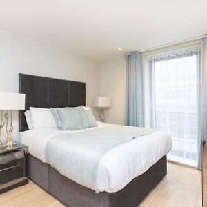Appartement à 2 Chambres à Coucher