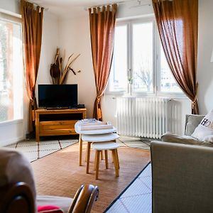 Appartement à 2 Chambres à Coucher