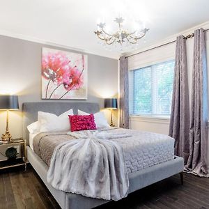 Downtown Luxury Victorian Retreat