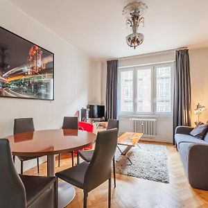 Appartement à 2 Chambres à Coucher