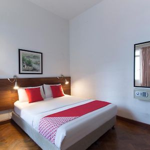 Chambre Standarde Lit Queen-Size