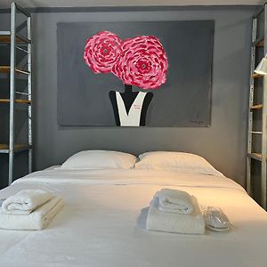 Mosaikon Guesthouses #Vasilikis Str