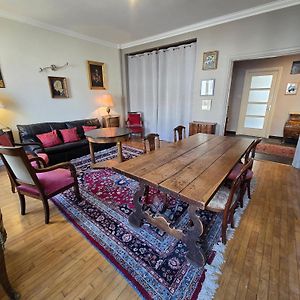 Appartement à 3 Chambres à Coucher