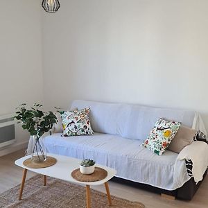 Appartement à 2 Chambres à Coucher