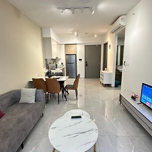Appartement à 2 Chambres à Coucher