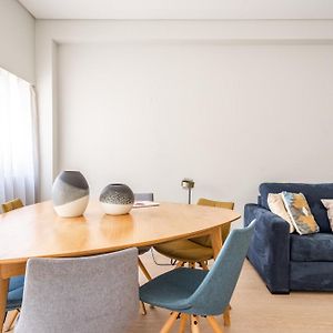Appartement à 2 Chambres à Coucher