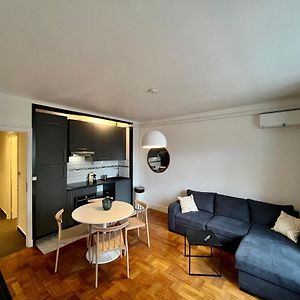 Appartement à 2 Chambres à Coucher