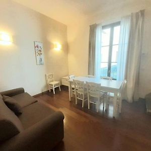 Appartement à 3 Chambres à Coucher