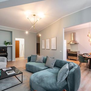 Appartement à 3 Chambres à Coucher