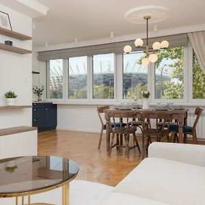 Apartment In The Centre Of Warsaw By Noclegi Renters