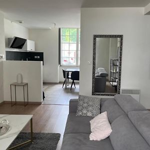 Appartement à 2 Chambres à Coucher