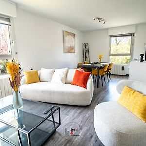 Appartement à 2 Chambres à Coucher