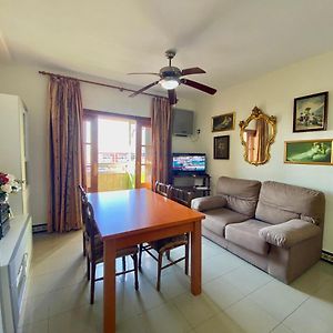 Appartement à 3 Chambres à Coucher