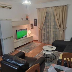 Rudi Apartment 2 In Tirana