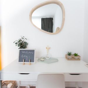 Appartement de Luxe à 2 Chambres à Coucher