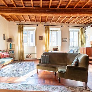 Suite Caravaggio- Camere Con Bagno Privato In Appartamento Condiviso Oltrarno