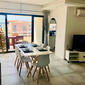 Appartement à 2 Chambres à Coucher
