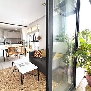 Appartement à 2 Chambres à Coucher