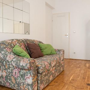 Lovely 3Br Shared Apart - Perfect For Longstays In Lockdown