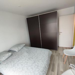Appartement à 3 Chambres à Coucher