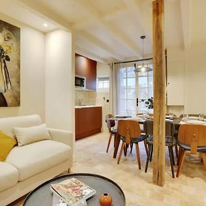 Appartement à 3 Chambres à Coucher