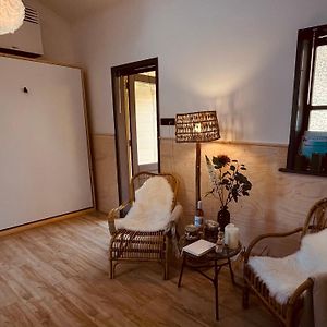 Studio 41 Bergen Nh