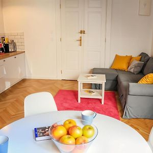 Appartement Classique à 1 Chambre à Coucher