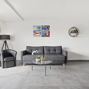 Appartement à 2 Chambres à Coucher