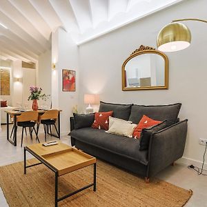 Appartement à 3 Chambres à Coucher