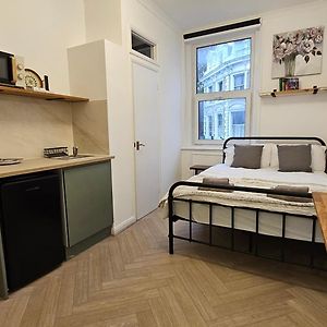 Studio de Luxe