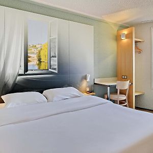 Chambre Double avec Accès aux Personnes Handicapées