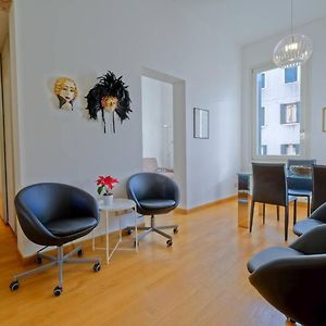 Appartement à 2 Chambres à Coucher