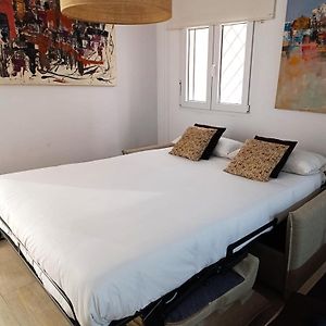 Florit Flats - The Old Town Apartment