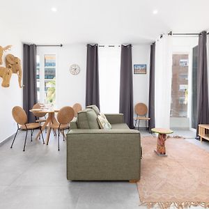 Appartement à 2 Chambres à Coucher