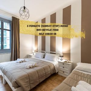 Elegant Apt Near Metro Porta Romana,3 Fermate Subway-Stop A Duomo, Wifi-Netflix Free