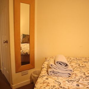 3 Bedrooms Flat In Central Edinburgh Old Town Sleeps 6