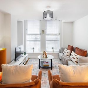 Appartement à 2 Chambres à Coucher