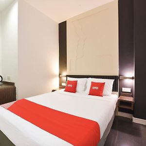 Chambre Standarde Lit Queen-Size