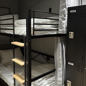 Dormitory Room Mixed