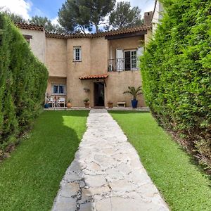 Villa à 2 Chambres à Coucher