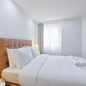 Appartement à 2 Chambres à Coucher