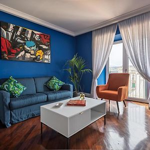 Appartement à 2 Chambres à Coucher