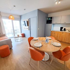 Appartement à 2 Chambres à Coucher