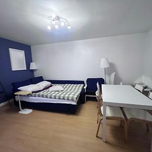 Appartement à 2 Chambres à Coucher