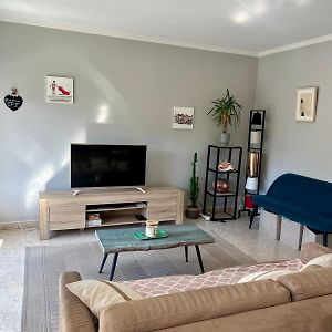 Appartement à 2 Chambres à Coucher