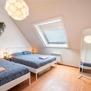 Appartement à 2 Chambres à Coucher
