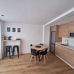 Appartement à 2 Chambres à Coucher