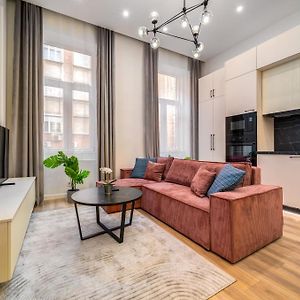 Appartement à 2 Chambres à Coucher